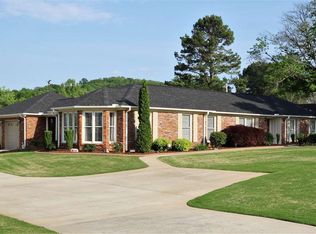 4204 Horseshoe Bnd SE, Decatur, AL 35603