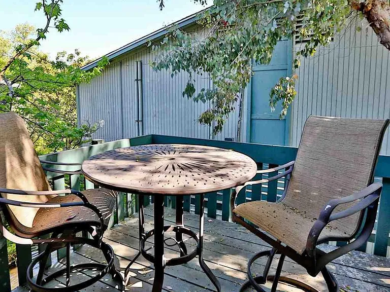 1036 Oak Grove Rd #8 — Photo 8