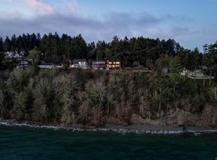 4599 Cordova Bay Rd, Saanich, BC