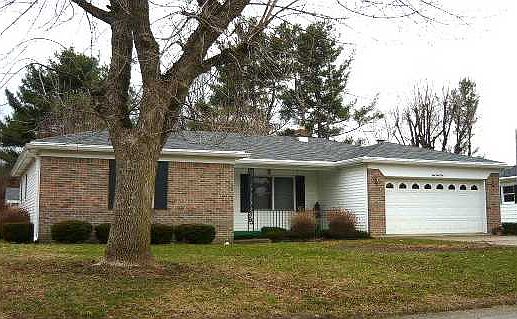 1st image of 444 Greenacres Dr