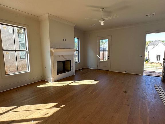 3rd image of 133 Water St