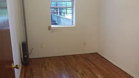 Rented by Urban Realty NYC