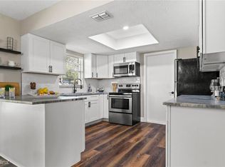 4911 Reagan Ave, Seffner, FL 33584