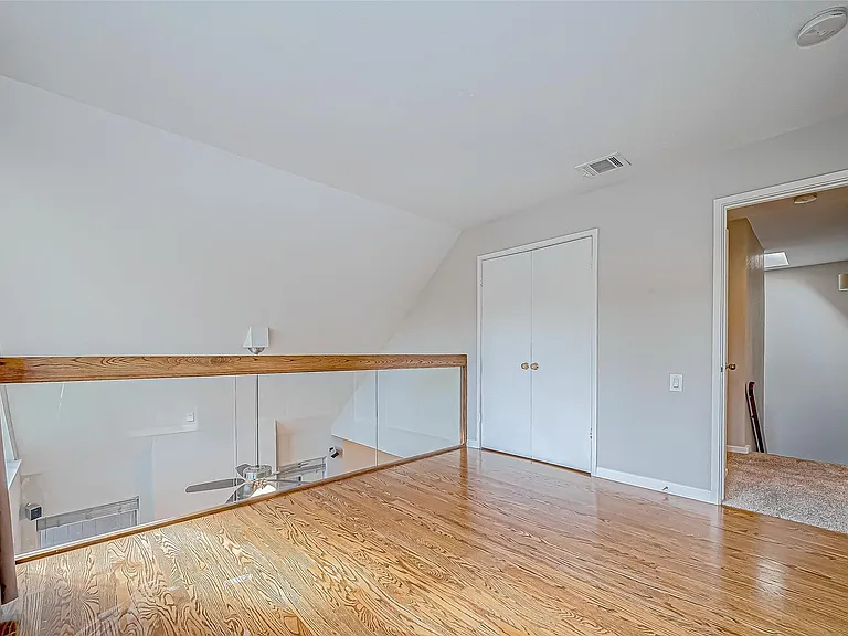 316 Litchfield Ln — Photo 30