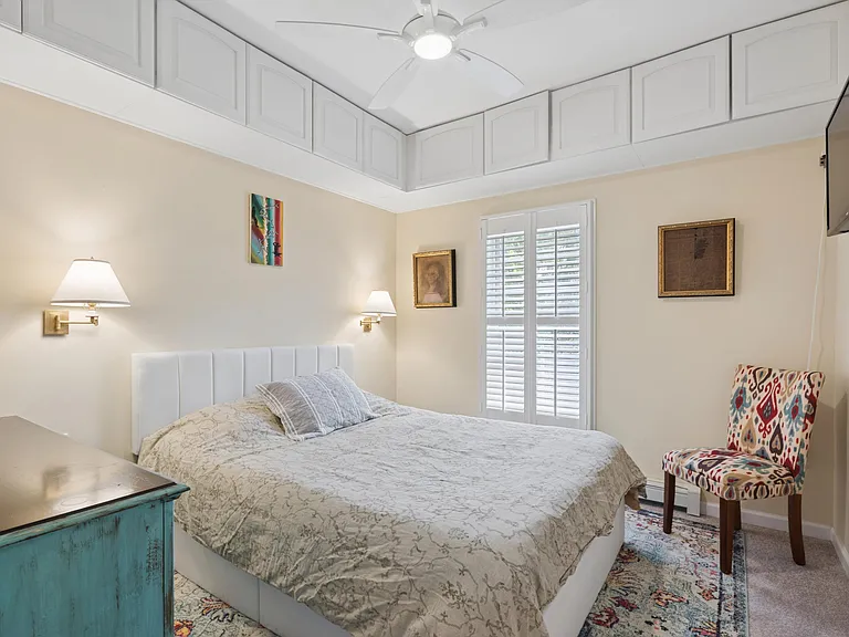 103 Sterling St — Photo 14