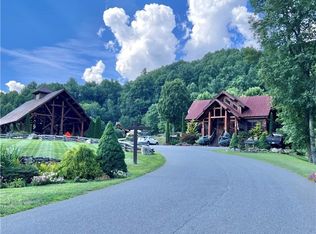 Vr 3 Banner, Elk Park, NC 28622