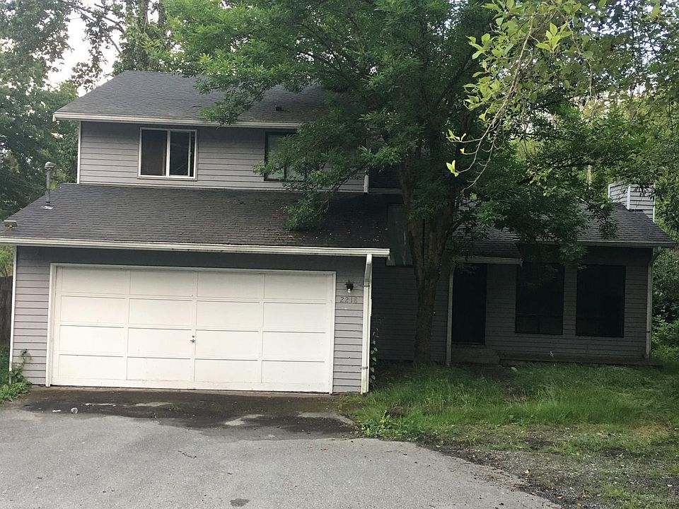 1st image of 2218 Larch Way