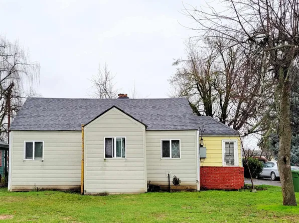 1025 Church St, Woodburn, OR 97071