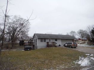 1105 Fillmore St, Muscatine, IA 52761