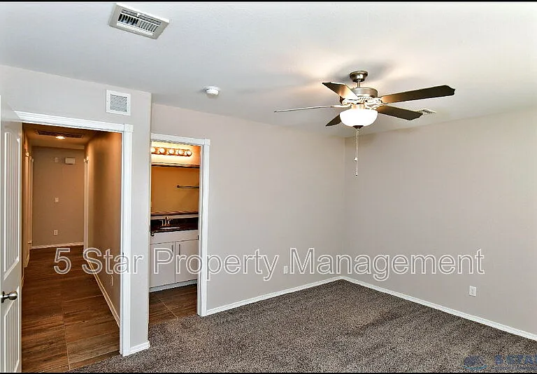 963 Aircoupe Way — Photo 26