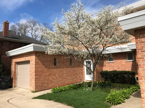 2111 Livingston St, Evanston, IL 60201