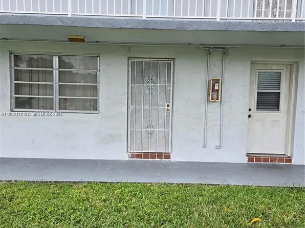20310 NE 2nd Ave APT 15, Miami Gardens, FL 33179