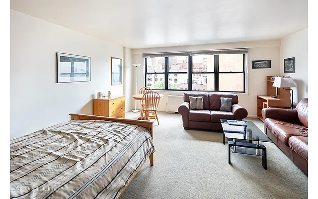 Sold by Douglas Elliman | media 18