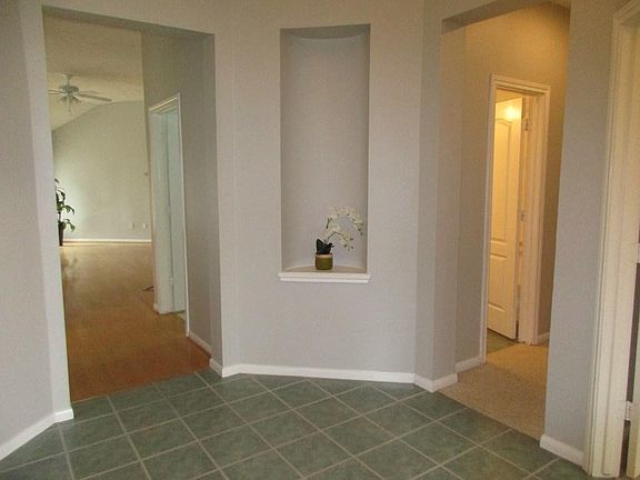 4th image of 13526 Monteigne Ln