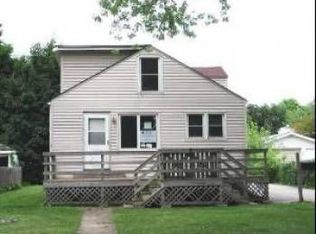 2022 W Crescent Ave, Waukegan, IL 60085
