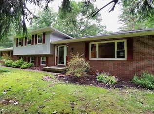 3125 Baughman Rd, Clinton, OH 44216