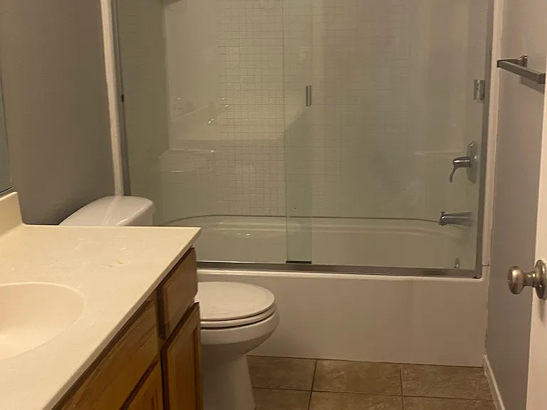 2460 Avignon Cir — Photo 24