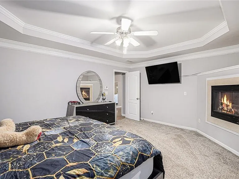 615 Hemlock Ct — Photo 23