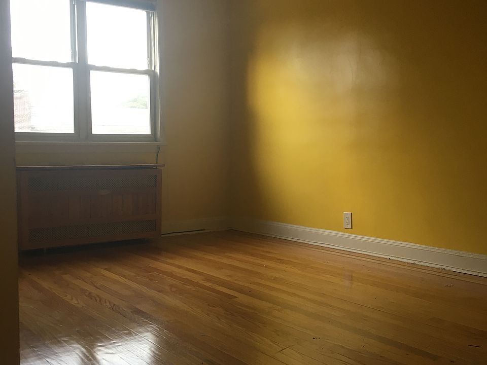 1st image of 2031 26th St