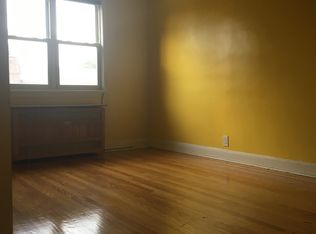 2031 26th St, Astoria, NY 11105