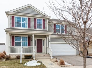 338 Snow Drop Ln, Elgin, IL 60124