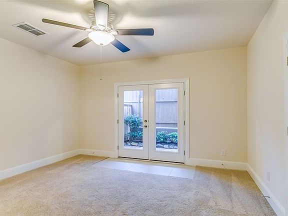 3rd image of 8412 Oak Leaf Point Dr