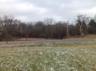 39385 N Green Bay Rd, Beach Park, IL 60087