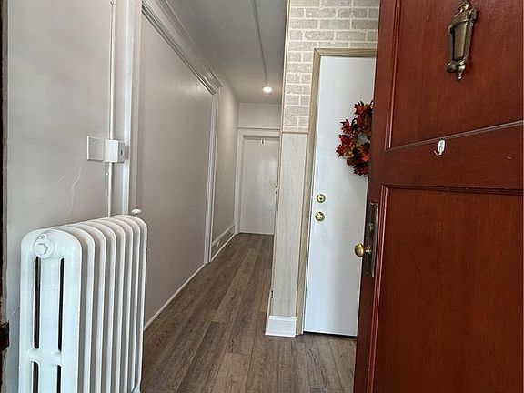 5th image of 2026 Ealer Ave APT 1