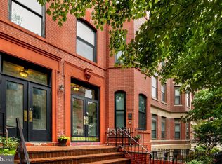 222 4th St SE APT 3, Washington, DC 20003