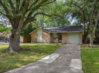 5717 Mackinaw Rd, Houston, TX 77053