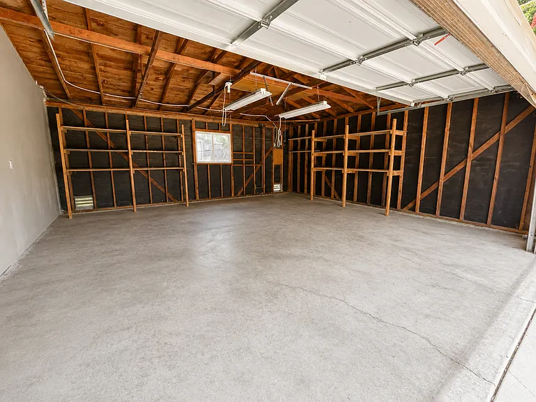 5240 Prosperity Ln — Photo 12