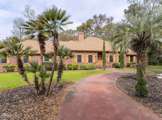 6 Audubon Rd, Beaufort, SC 29907