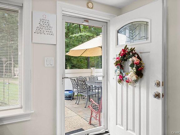3rd image of 855 Birchwood Road