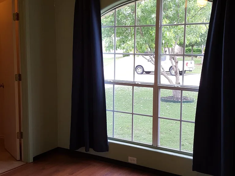 Moonstone Dr — Photo 9