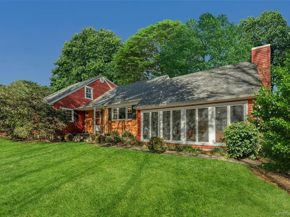 119 Goldens Bridge Road, Katonah, NY 10536