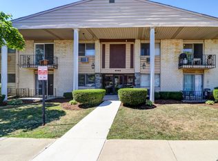 8992 Kennedy Dr APT 1C, Des Plaines, IL 60016