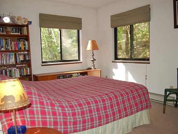3rd image of 111 Park Ln