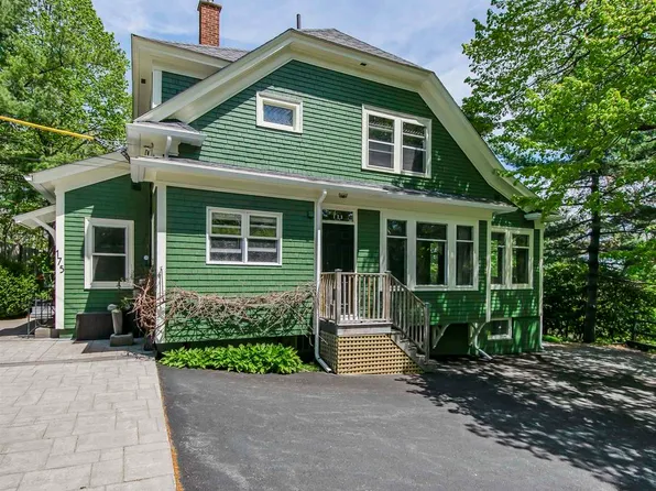 175 Saint Margarets Bay Rd #1, Halifax, NS B3N 1J2