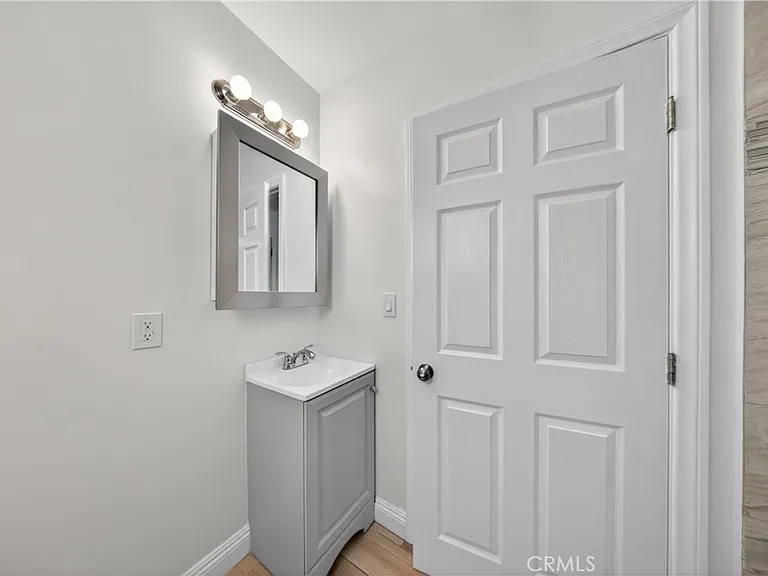 6904 N McLennan Ave — Photo 10