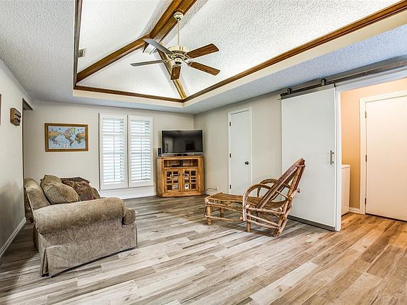 5th image of 1713 Brazos Trl
