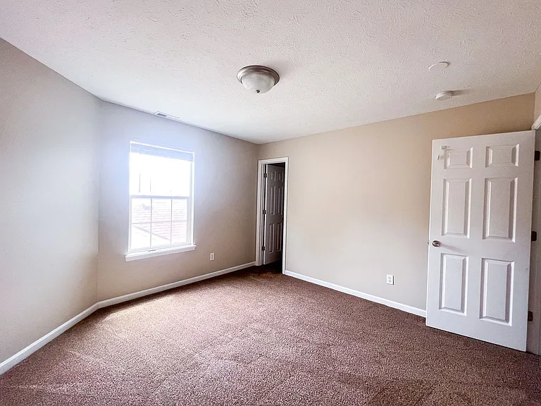 10640 Northern Dancer Dr — Photo 46