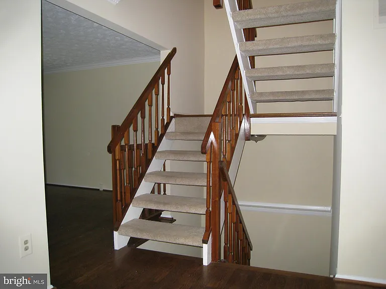 2125 Preston Square Ct — Photo 9