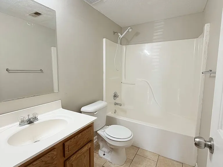 135 Woods Trl — Photo 6