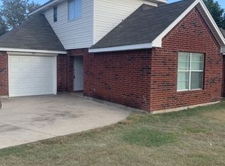 201 Lanham Ct, White Settlement, TX 76108