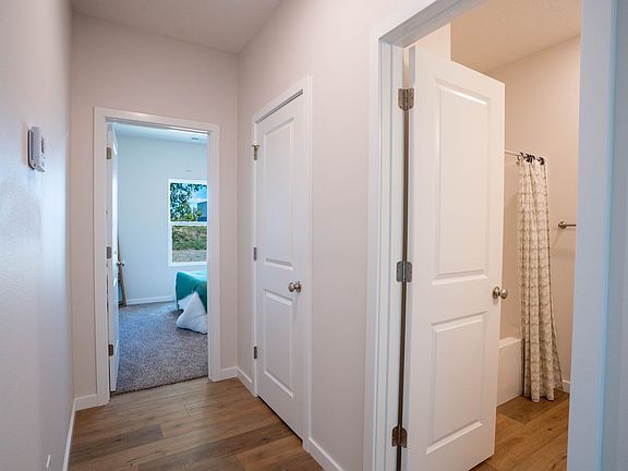 5th image of 1759 Cash Dr