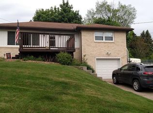 405 Hickory Dr, Greensburg, PA 15601