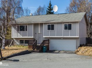 7330 Silver Birch Dr, Anchorage, AK 99502