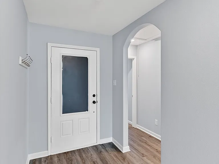 523 Bennie Leonard St — Photo 7