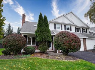 35 Marquette Dr, Rochester, NY 14618
