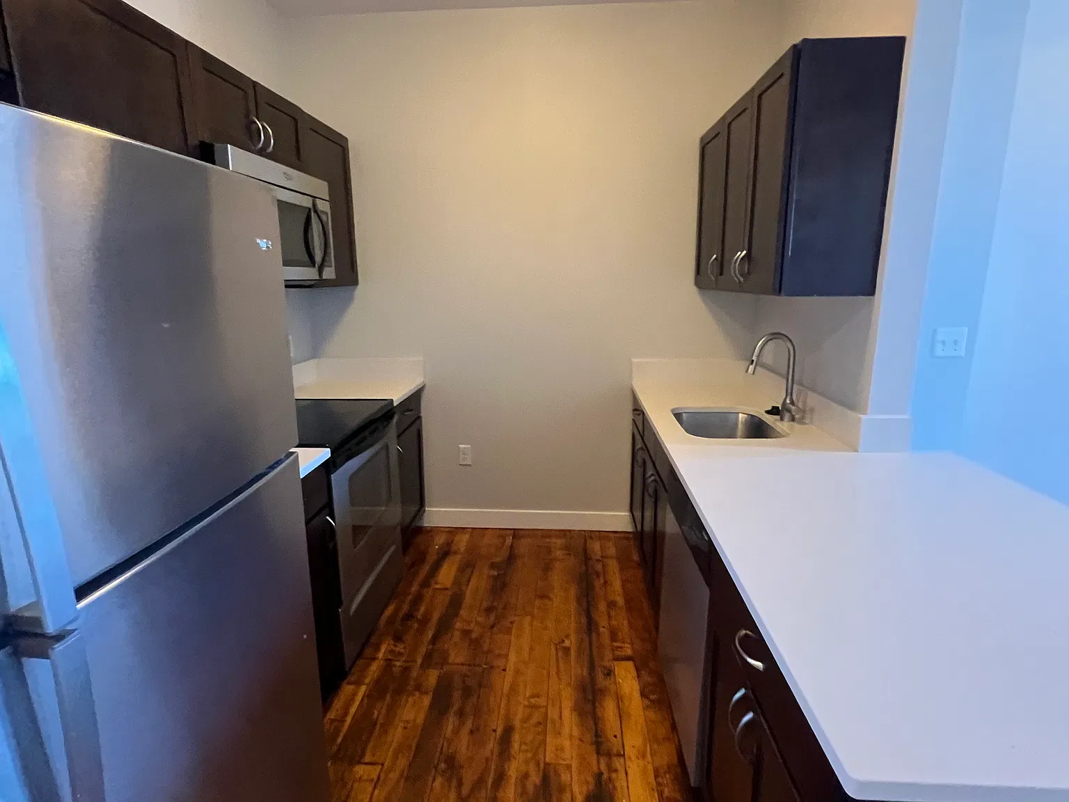2 bed, 1171 sqft, $2,500 — Photo 4